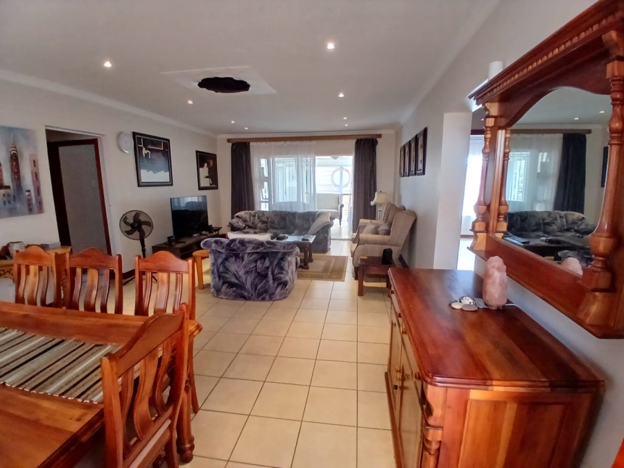 To Let 3 Bedroom Property for Rent in Pentagon Park Free State